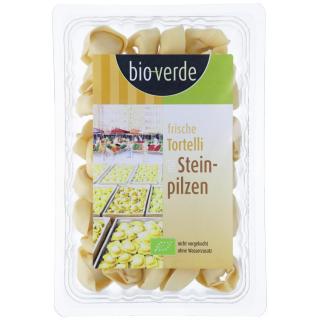 Frische Tortelli mit Steinpilz