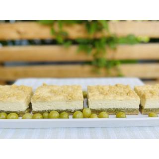 Käsekuchen mit Stachelbeeren