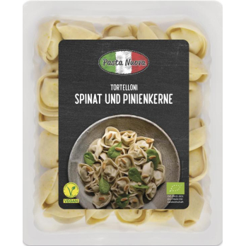 Frische Tortelloni mit Spinat und Pinienkernen
